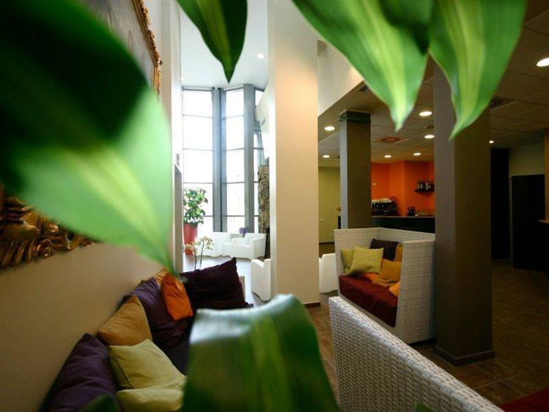 Mihotel Milánó Kültér fotó