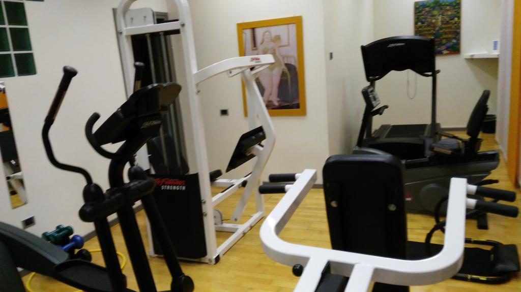 Mihotel Milánó Kültér fotó