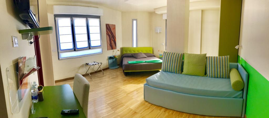 Mihotel Milánó Kültér fotó
