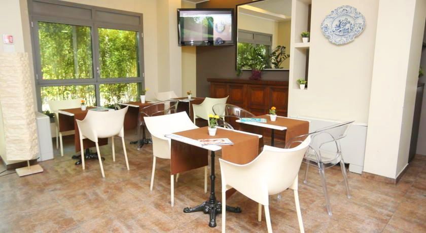 Mihotel Milánó Kültér fotó
