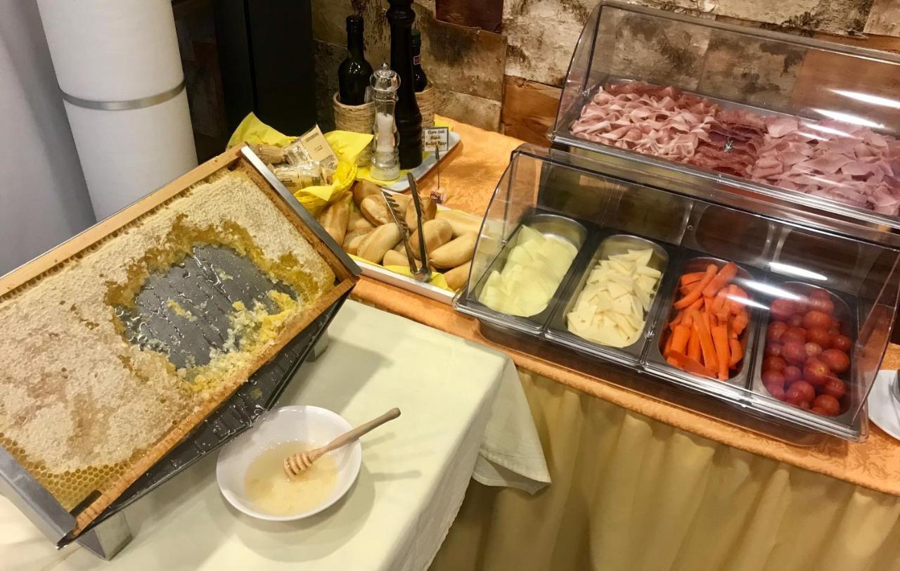 Mihotel Milánó Kültér fotó